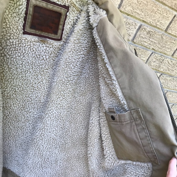 Sold - Picture 6 of 8